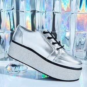 NEW Rocket Dog Silver Glitter Platform Sneaker